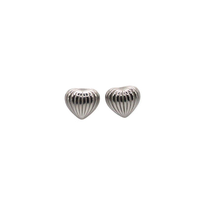 HEART EARRING